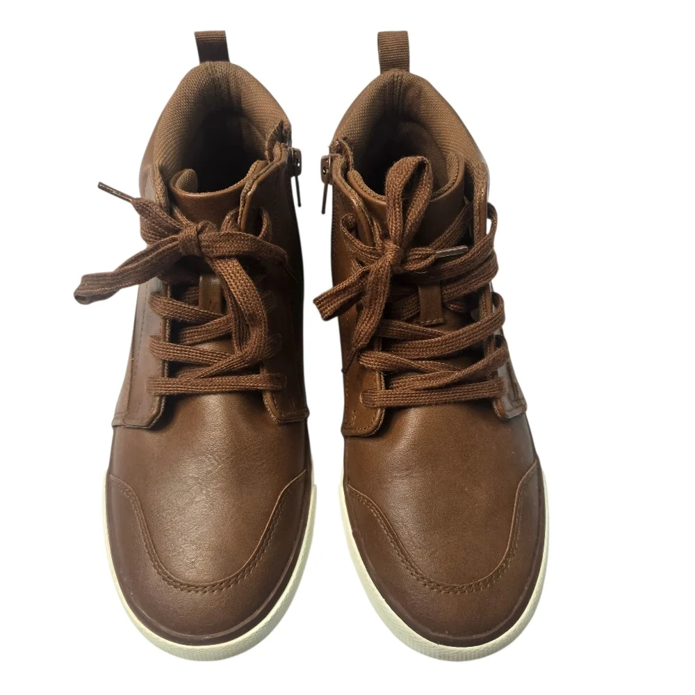Wonder Nation boys' casual hi-top shoes